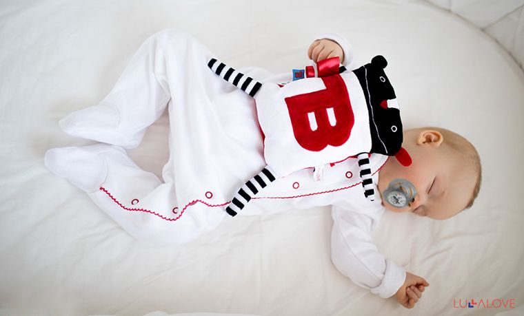 LullaLove, MR B, przytulanka i termofor na kolkę