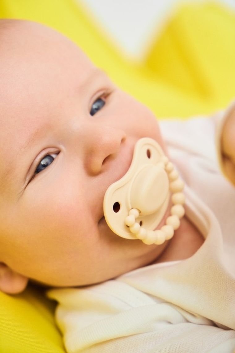 LUU Kids, smoczek pozycjonujący, American Cream, 0-3m