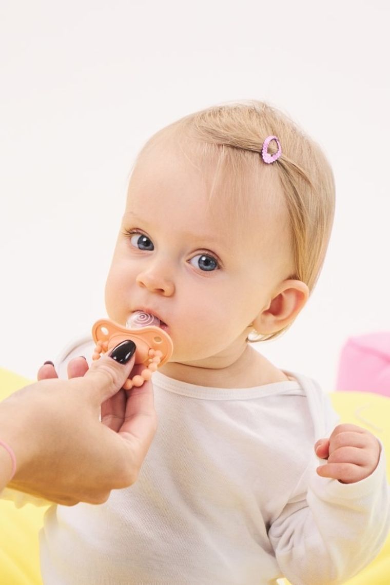 LUU Kids, smoczek pozycjonujący, Summer Apricot, 6m+