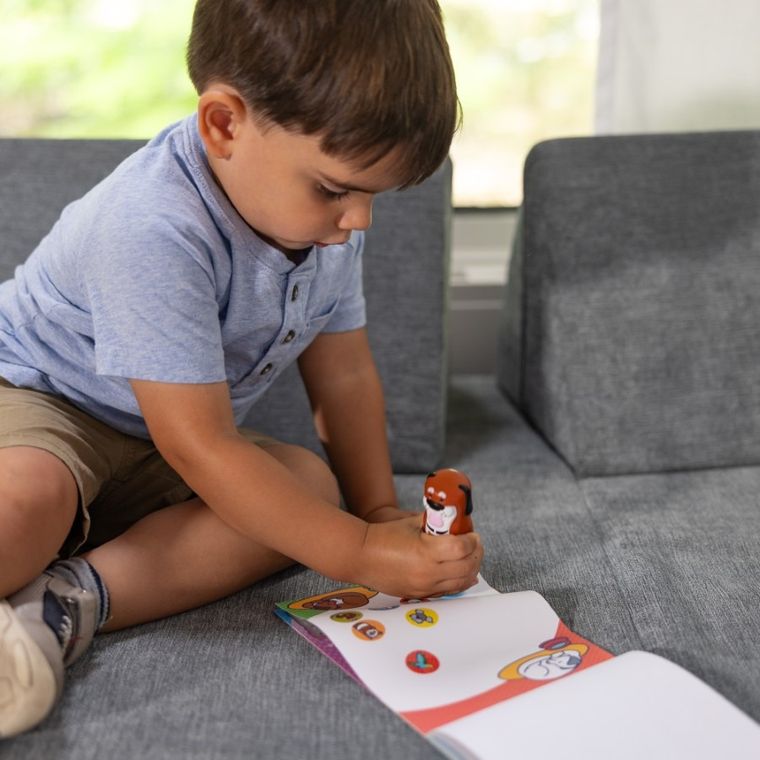 Melissa & Doug, Sticker Wow! stempel z naklejkami, Piesek