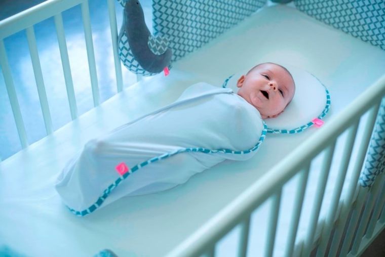 Motherhood, Classics Niebieski, ergonomiczna poduszka stabilizująca dla niemowląt