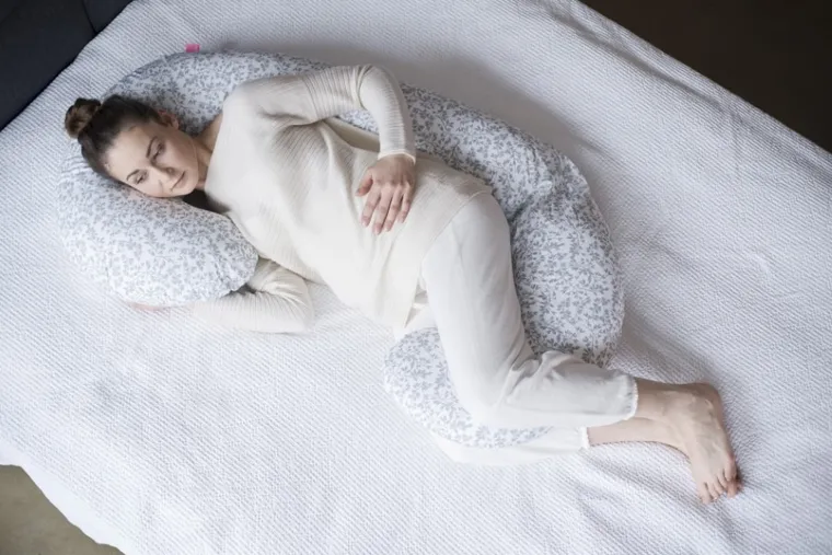 Motherhood, Gałązki Szare, poduszka dla kobiet w ciąży i do karmienia