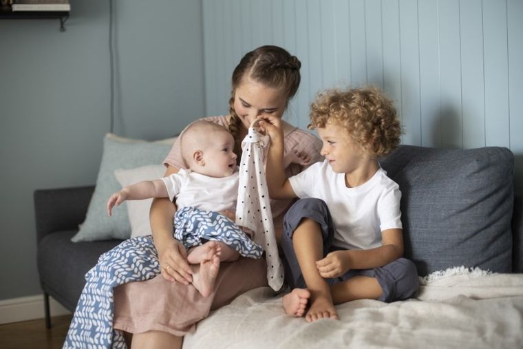 Motherhood, pieluszka z gryzakiem, zebra łososiowa
