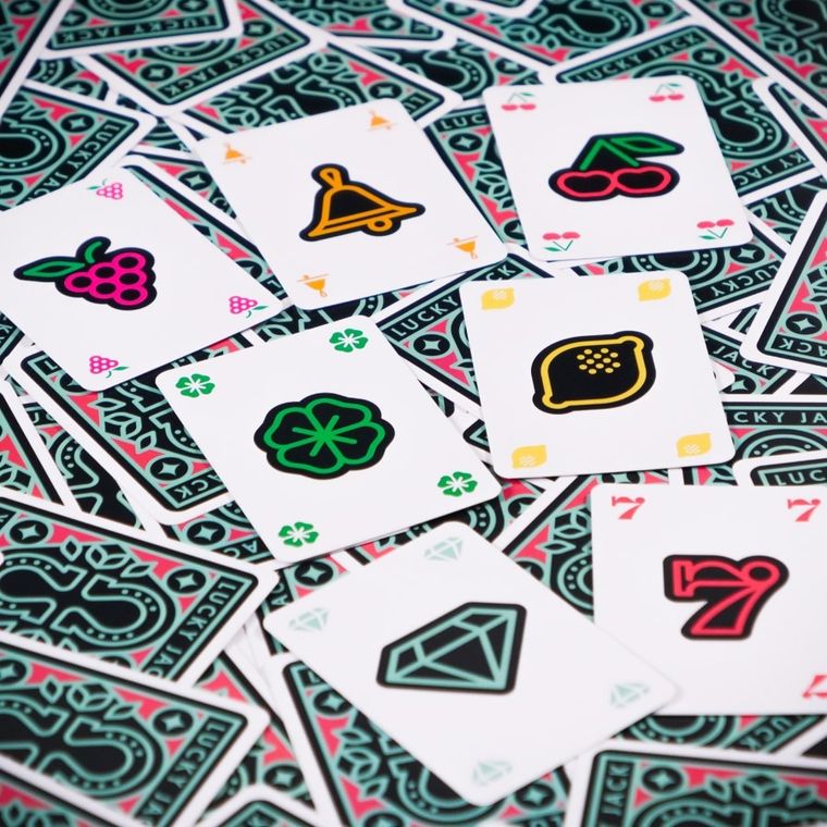 Muduko, Lucky Jack, gra karciana