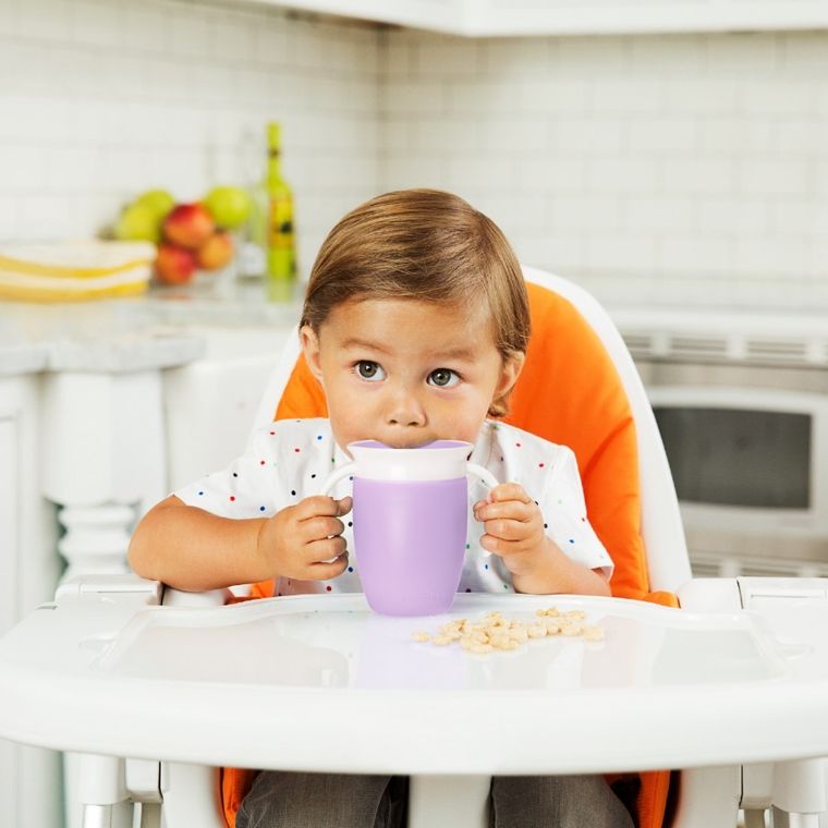 Munchkin, Miracle 360°, kubek treningowy z uchwytami, fioletowy, 207 ml