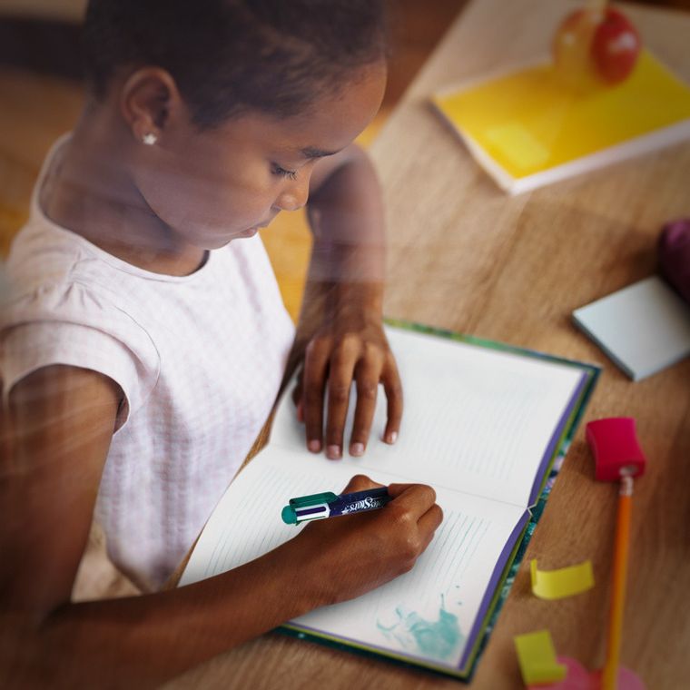 Nebulous Stars, Marinia, pamiętnik na kłódkę z aplikatorem wzorów