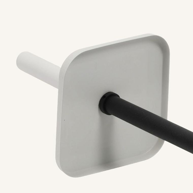 Nuxio, Natrio, szczotka wc z metalu