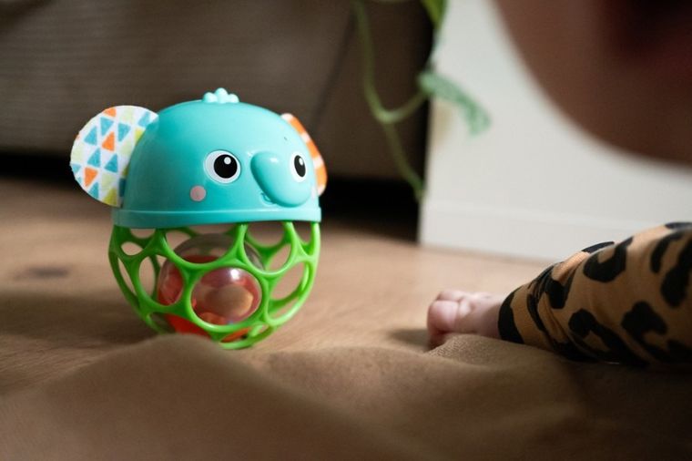 Oball, Giggle & Glow, zabawka muzyczna, podświetlana, Słoń