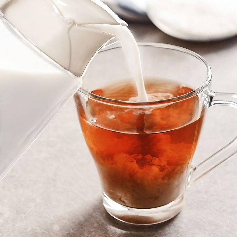 Orion, mlecznik z uchwytem i pokrywką, szklany, 235 ml