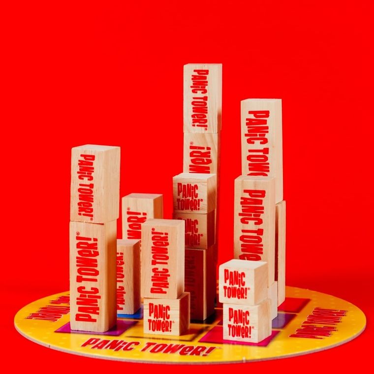 Panic Tower, gra familijna