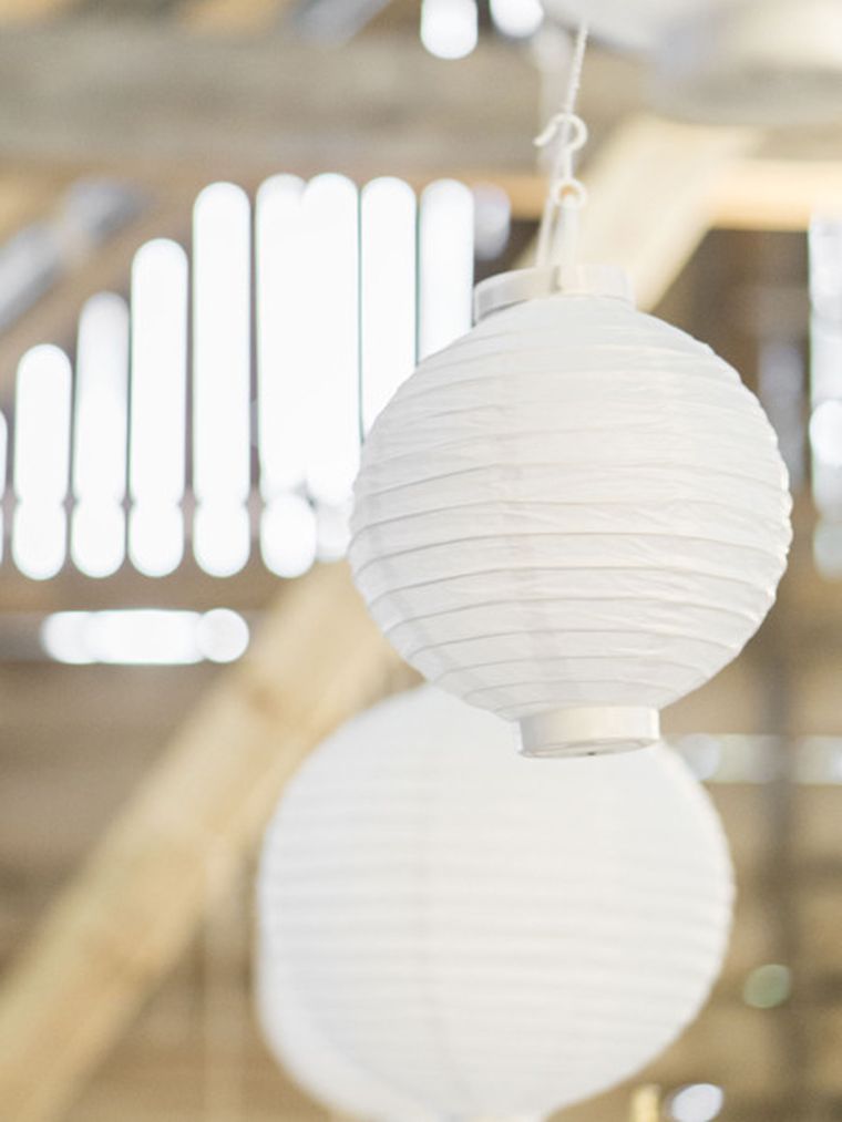 PartyDeco, lampion papierowy, biały, 20 cm