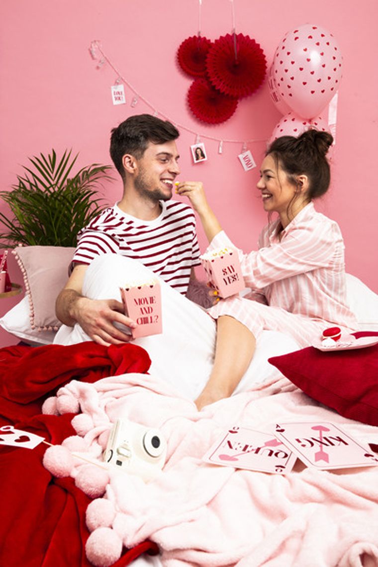 PartyDeco, lampki dekoracyjne led klamerki, bezbarwny, 1, 4 m