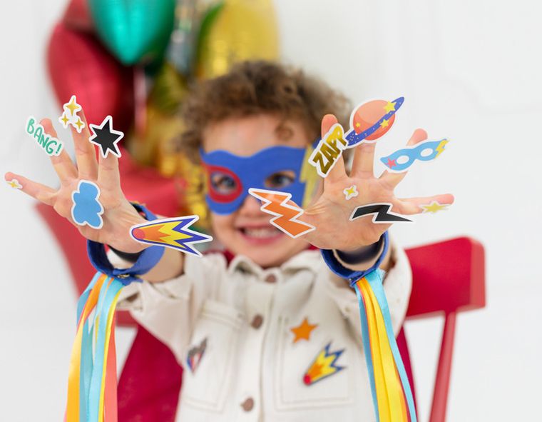 PartyDeco, Strój Superbohatera w walizce