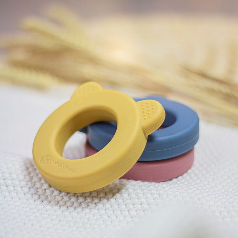 Petite&Mars, Beary, silikonowy gryzak z grzechotką, Intense Ochre, 0m+