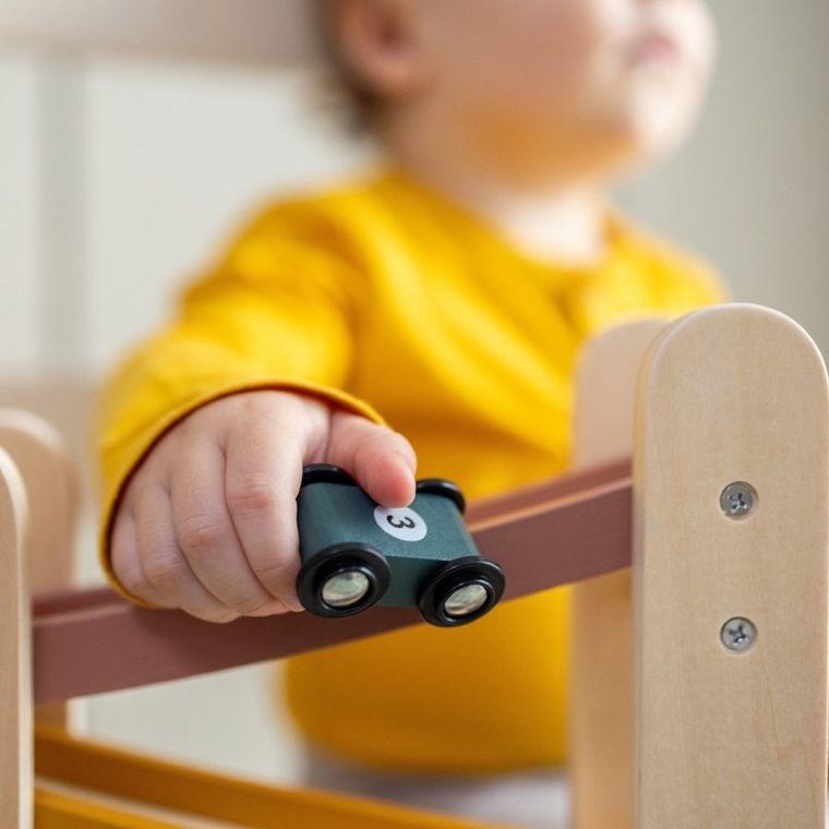 Petite&Mars, Milky Way Wood of Mars, drewniana zjeżdżalnia, Aurora Pink