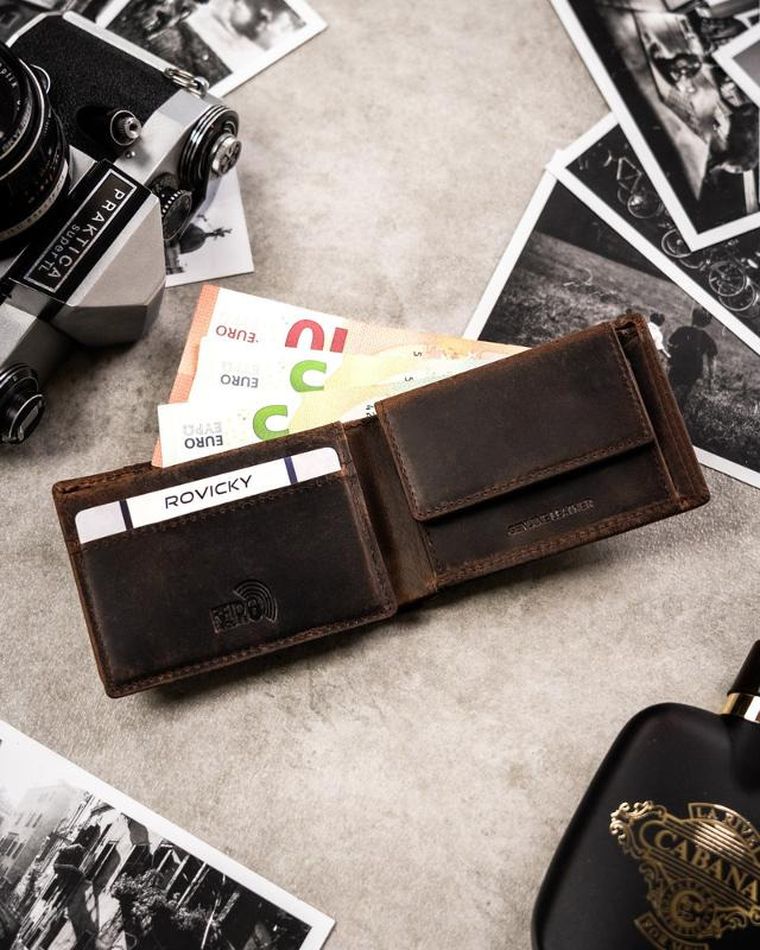 Portfel, brązowy, skórzany, Buffalo Wild