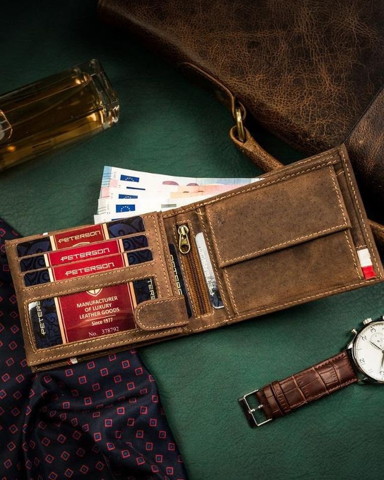 Portfel, brązowy, skórzany, Peterson