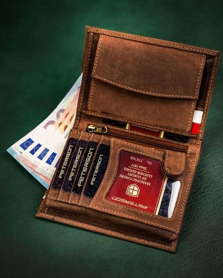 Portfel, brązowy, skórzany, Peterson