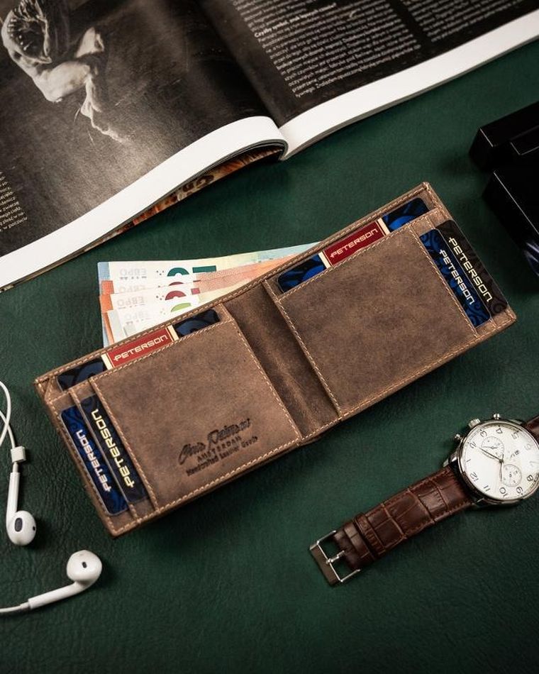 Portfel, brązowy, skórzany, Peterson
