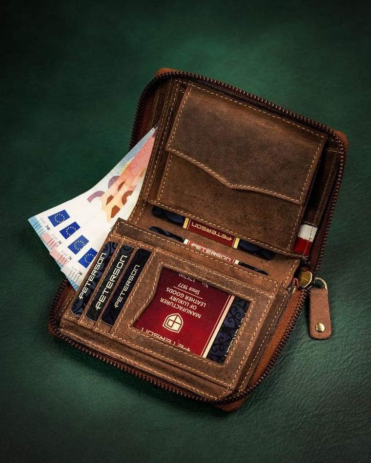 Portfel, brązowy, skórzany, RFID, Peterson
