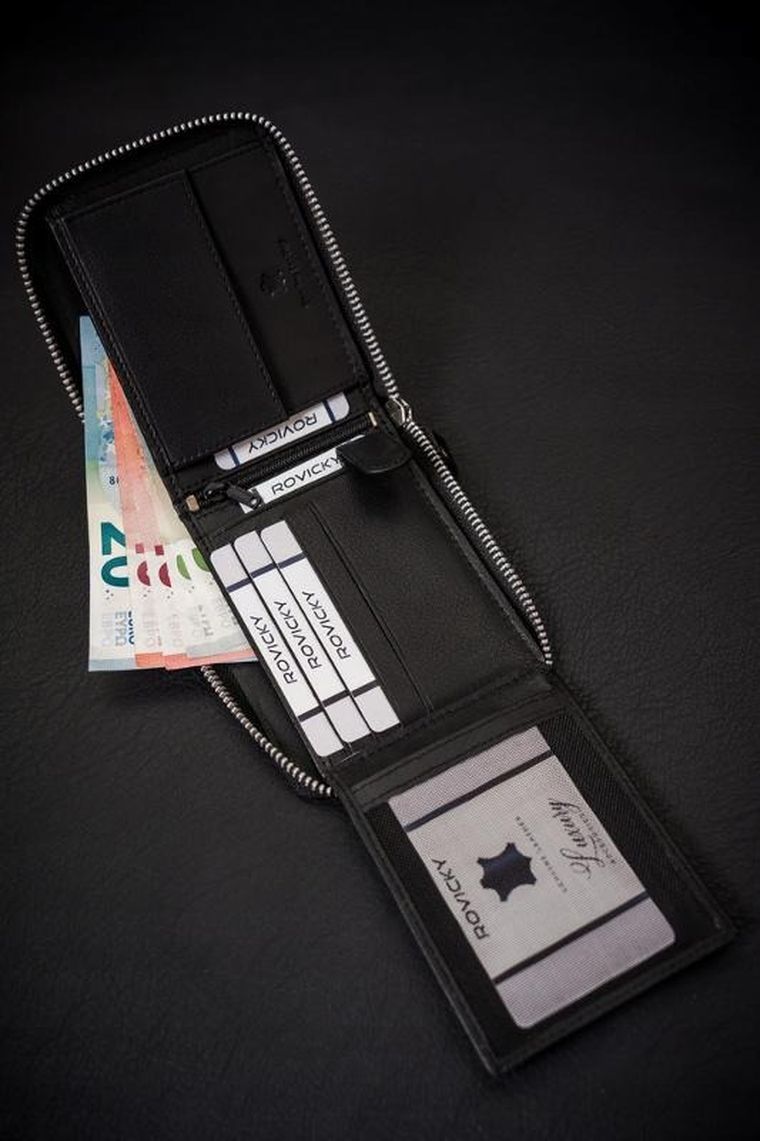 Portfel, czarny, skórzany, Always Wild