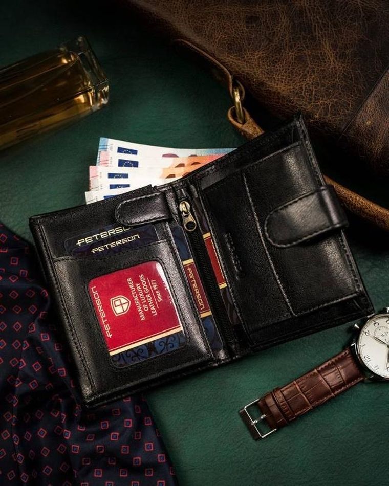 Portfel, czarny, skórzany, Peterson