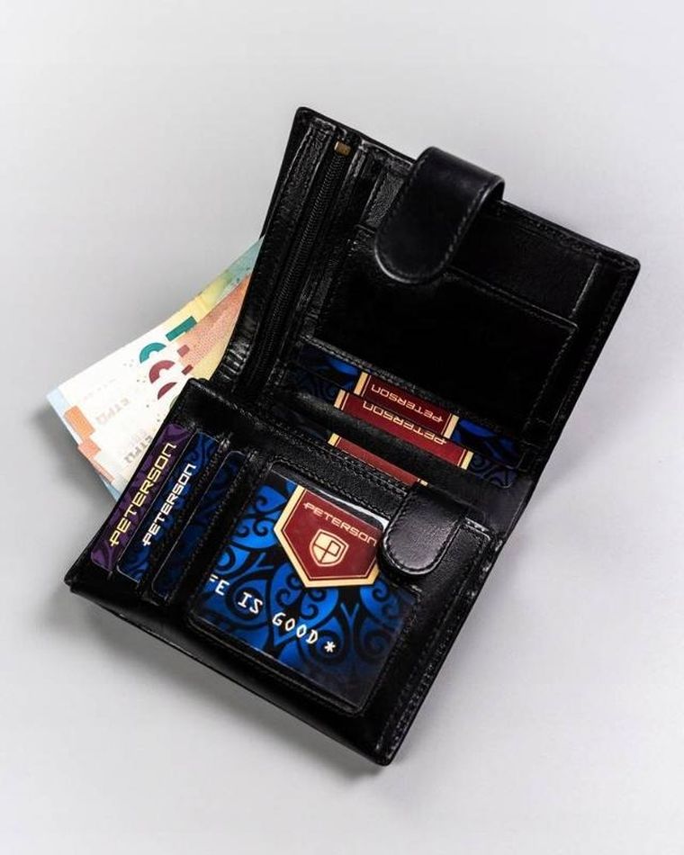 Portfel, czarny, skórzany, Peterson