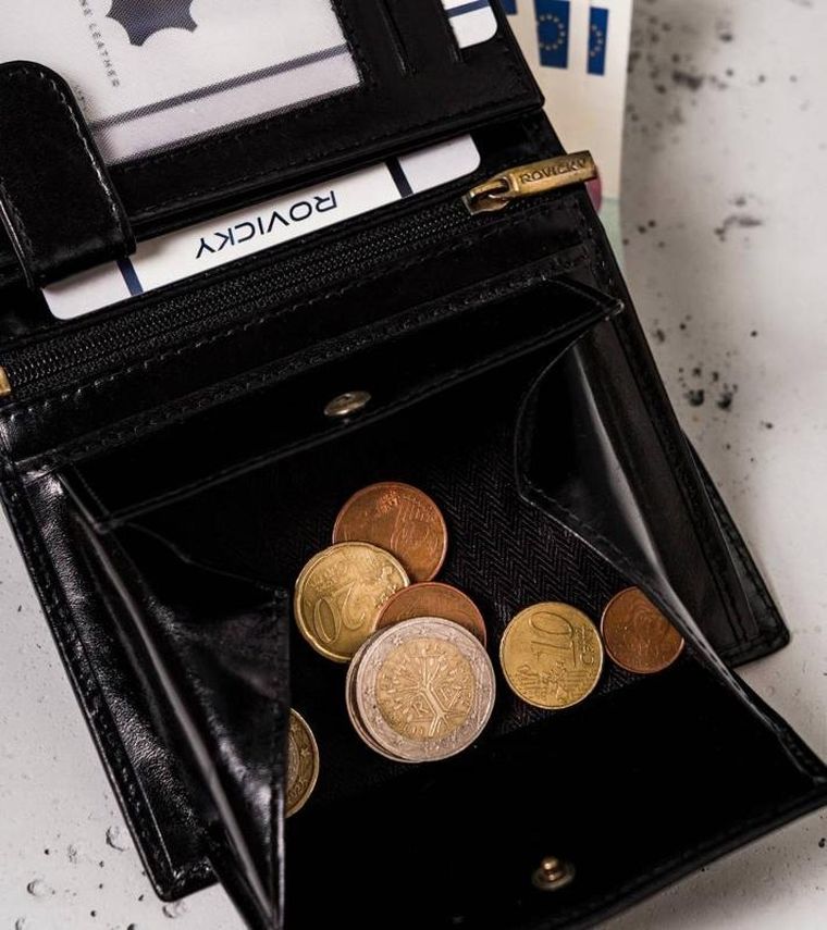 Portfel, czarny, skórzany, Peterson