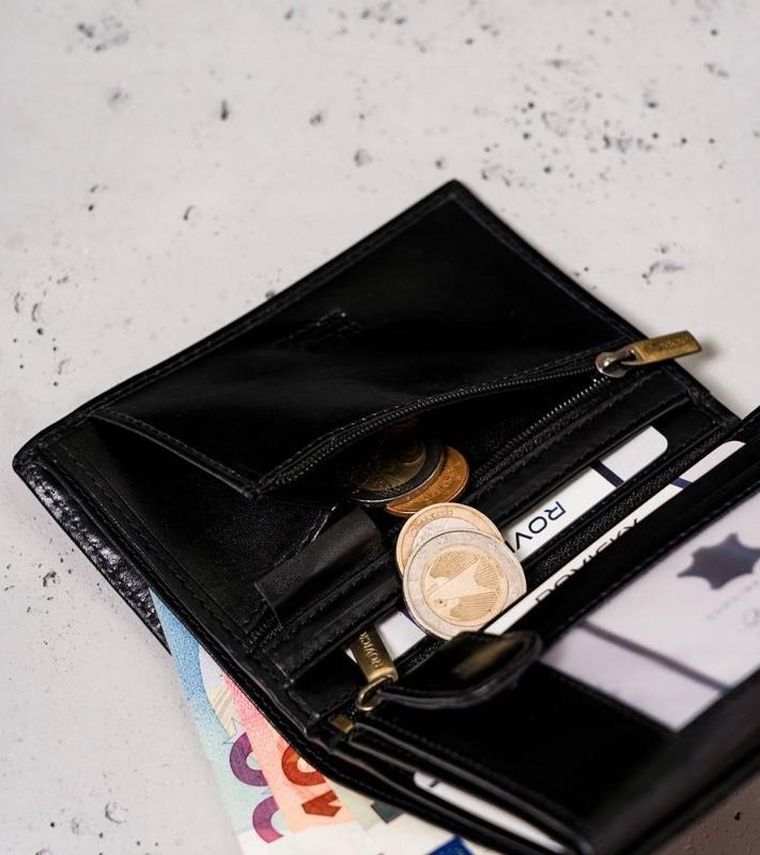 Portfel, czarny, skórzany, Peterson