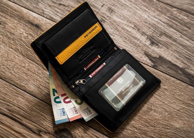 Portfel, czarny, skórzany, Peterson