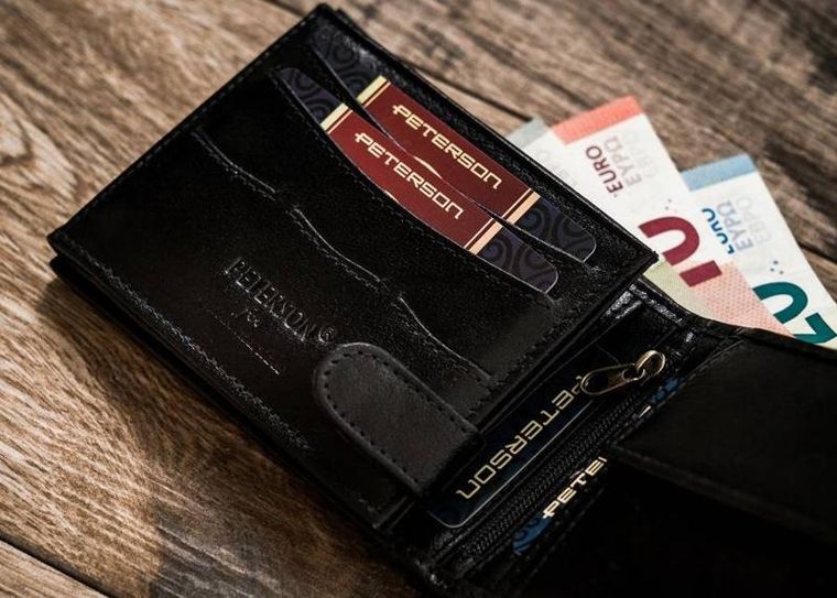 Portfel, czarny, skórzany, Peterson