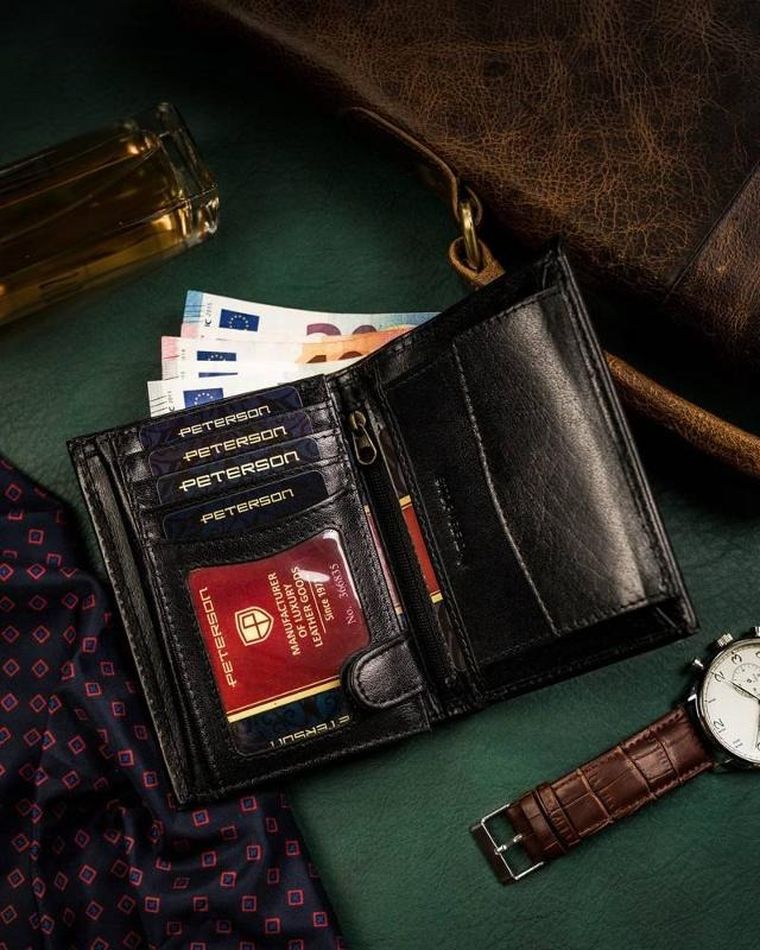 Portfel, czarny, skórzany, Peterson