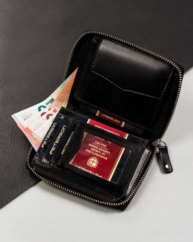 Portfel, czarny, skórzany, Peterson