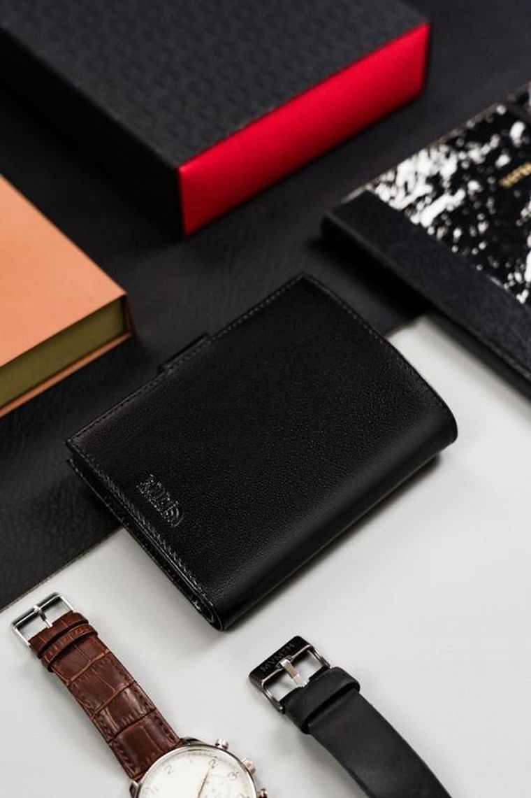 Portfel, czarny, skórzany, Peterson