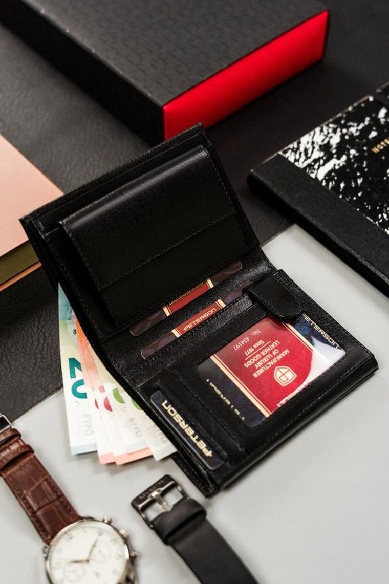 Portfel, czarny, skórzany, Peterson