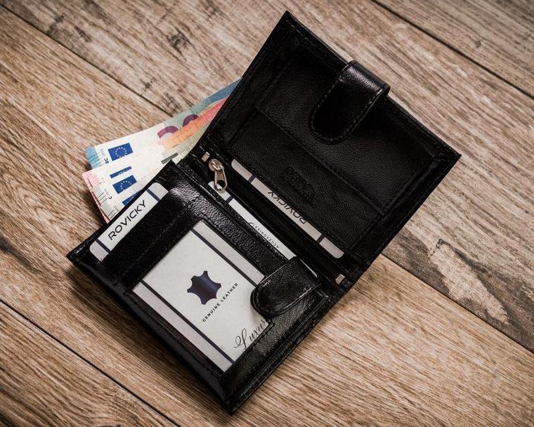 Portfel, czarny, skórzany, RFID, Rovicky