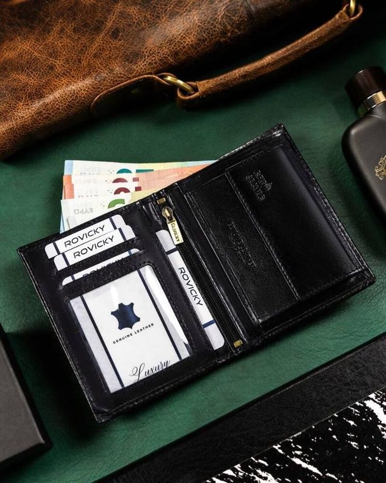 Portfel, czarny, skórzany, RFID, Rovicky