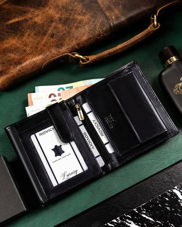 Portfel, czarny, skórzany, RFID, Rovicky