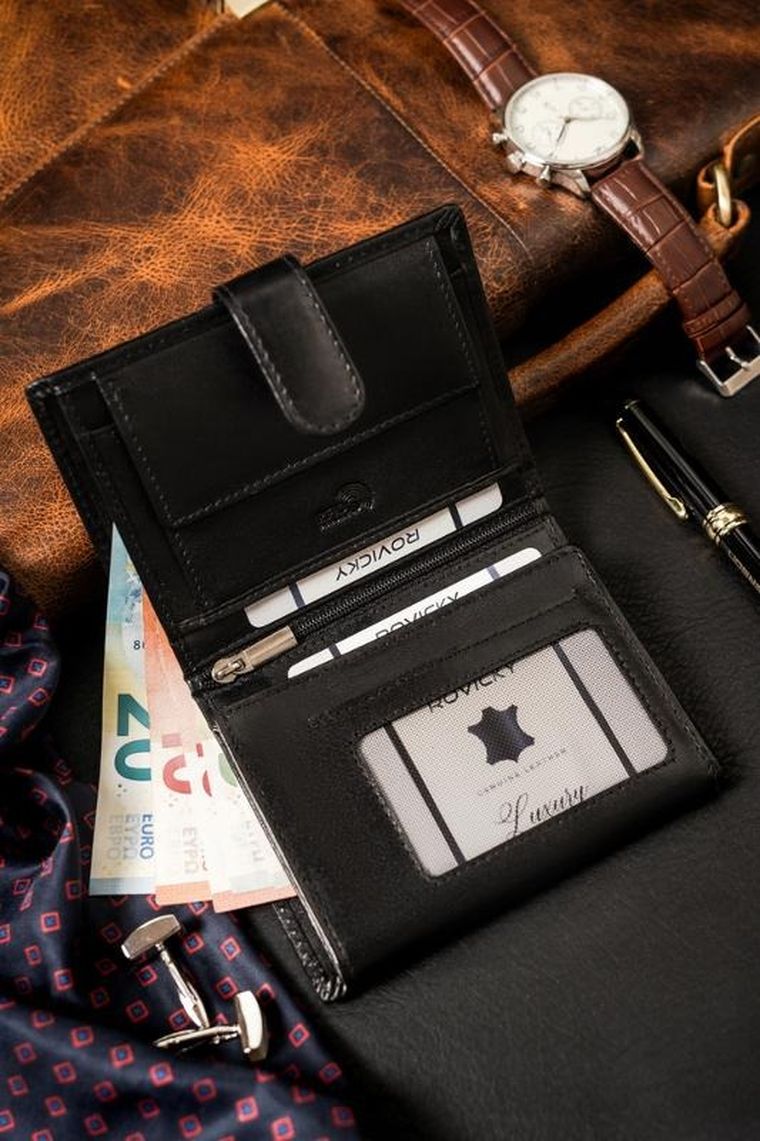 Portfel, czarny, skórzany, RFID, Rovicky