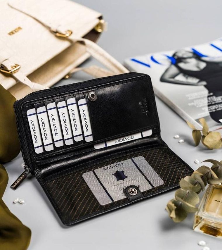 Portfel, czarny, skórzany, Rovicky