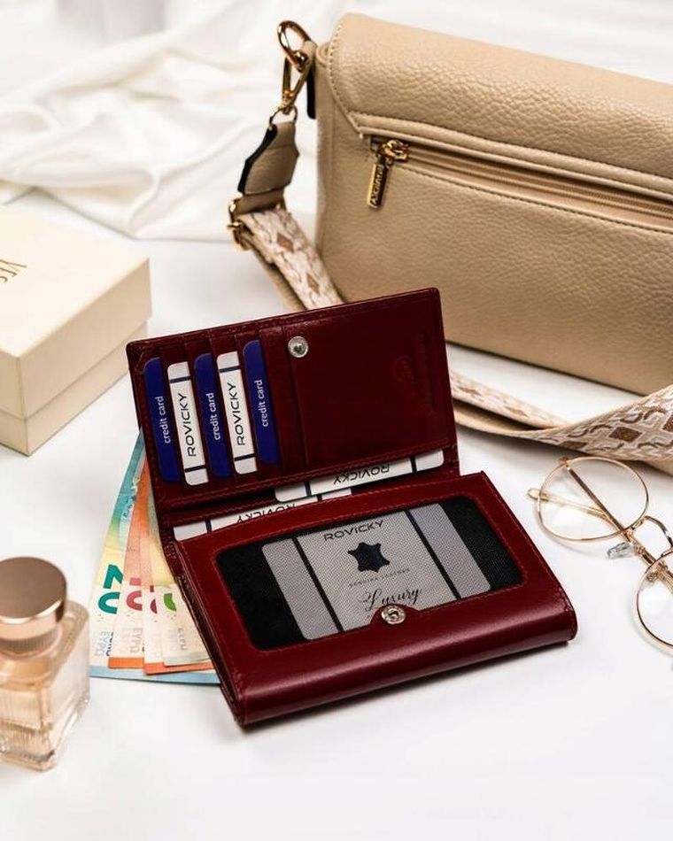 Portfel, czerwony, skórzany, RFID, Rovicky