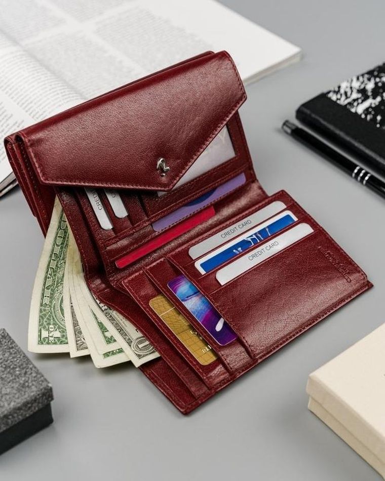 Portfel, czerwony, skórzany, Rovicky