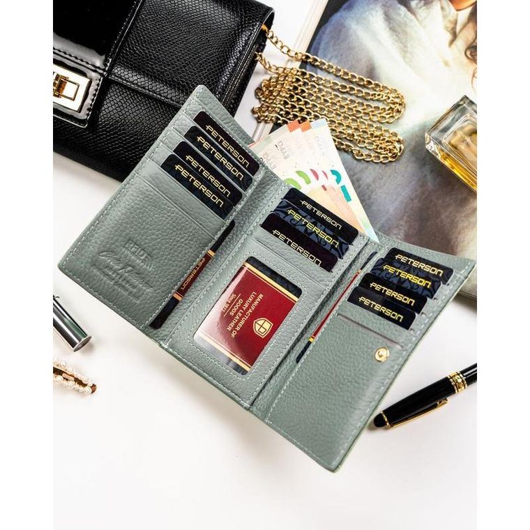 Portfel, jasnozielony, Peterson