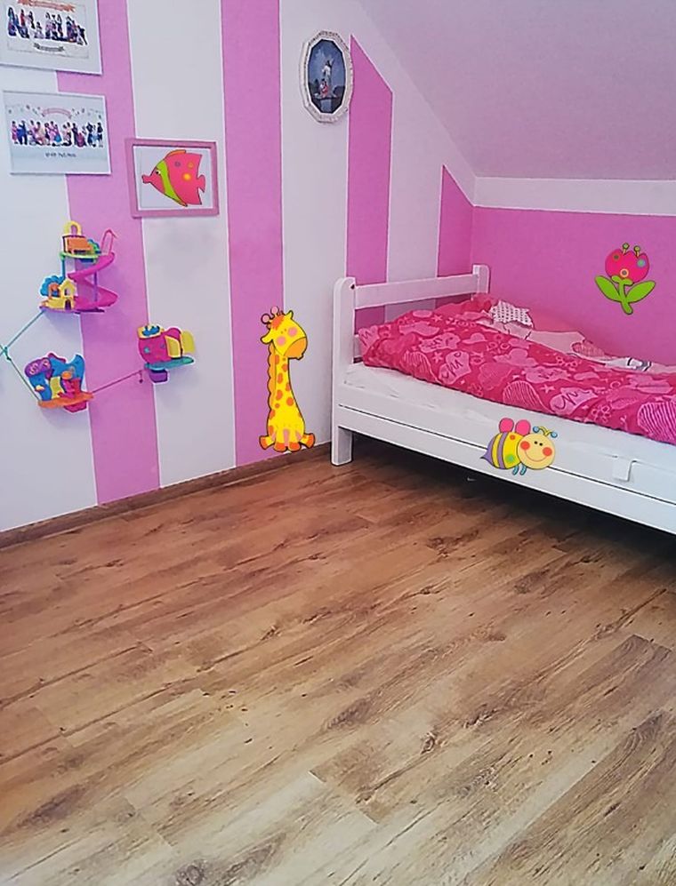 Pszczółka, Kwiatek, dekoracja ścienna