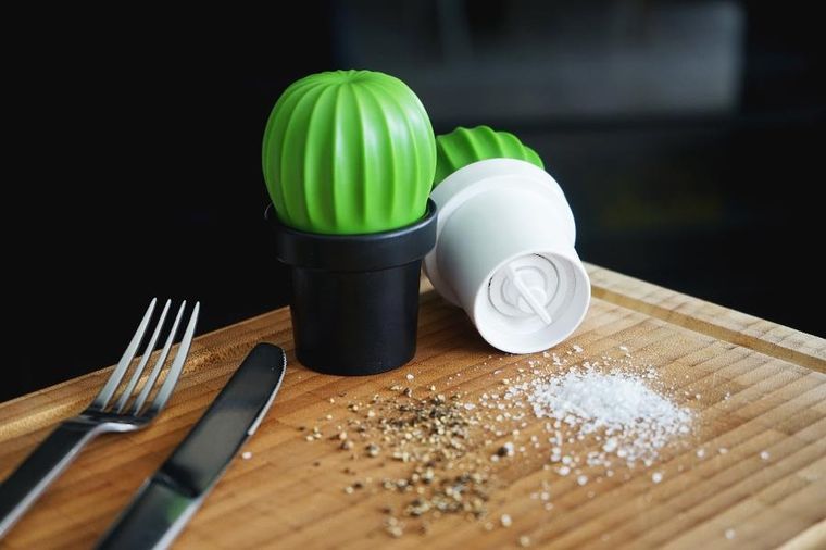 Qualy, Tasty Cactus, młynek do soli lub pieprzu, czarno-zielony