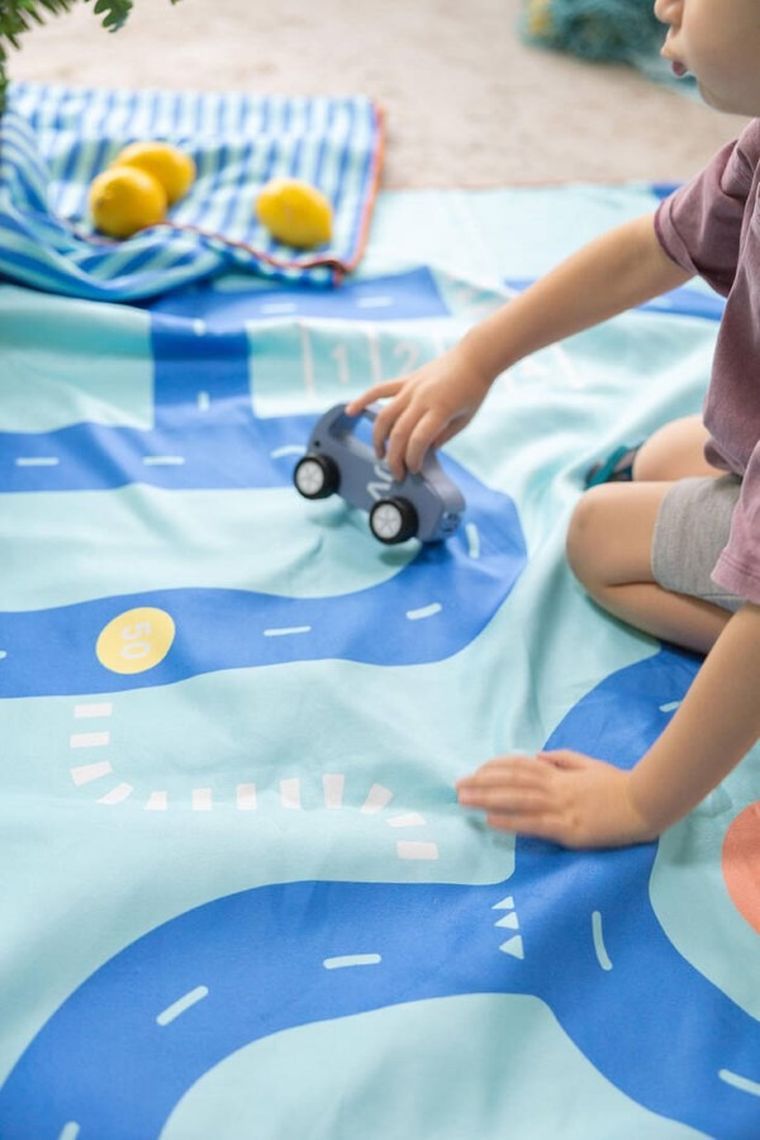 Quut, PlayTowels, Road, dwustronny ręcznik plażowy, 180-100 cm