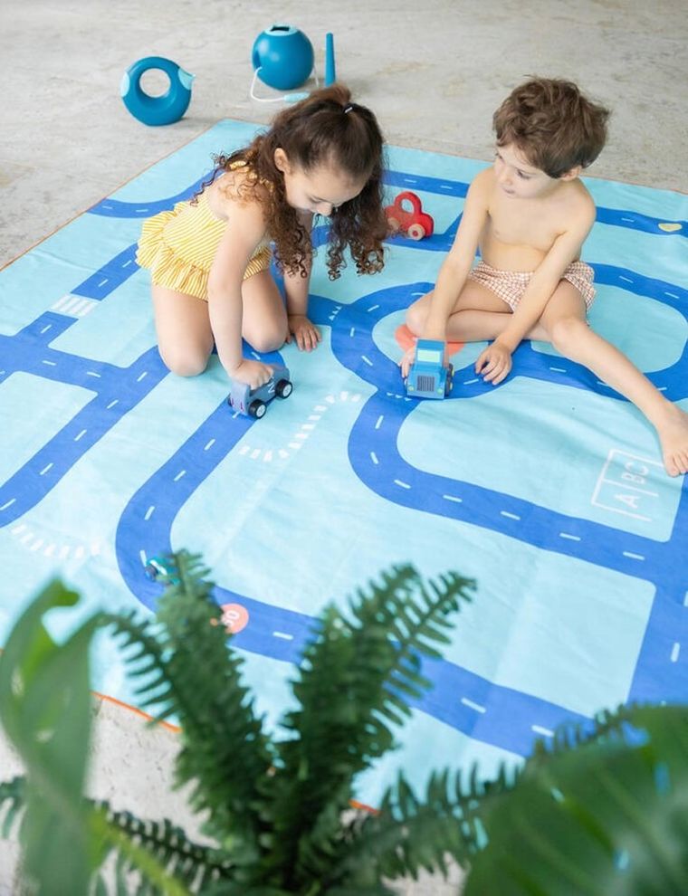 Quut, PlayTowels, Road, dwustronny ręcznik plażowy, 180-180 cm