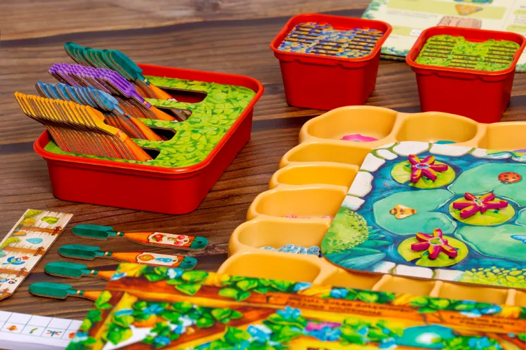 Rebel, Pergola, gra familijna