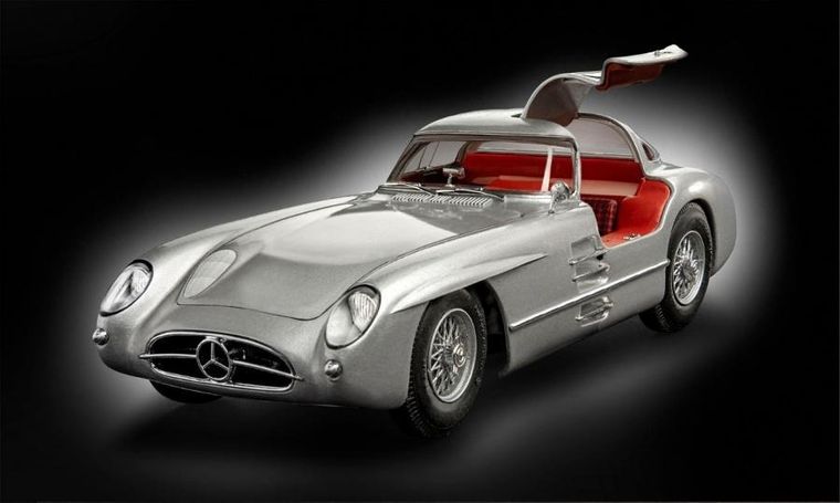 Revell, Model Set, Mercedes-Benz 300 SLR, 70th Anniversary, model do sklejania