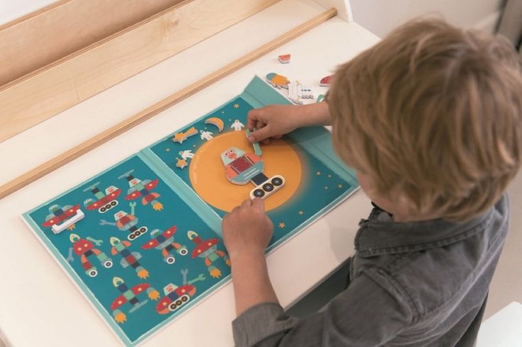 Scratch, Kosmos, magnetyczna układanka, kształty i kolory